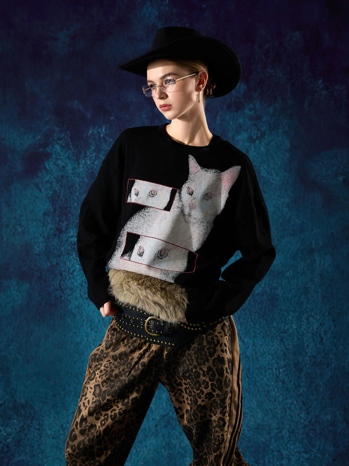 Cat Print Long-Sleeved T-Shirt - Image 2