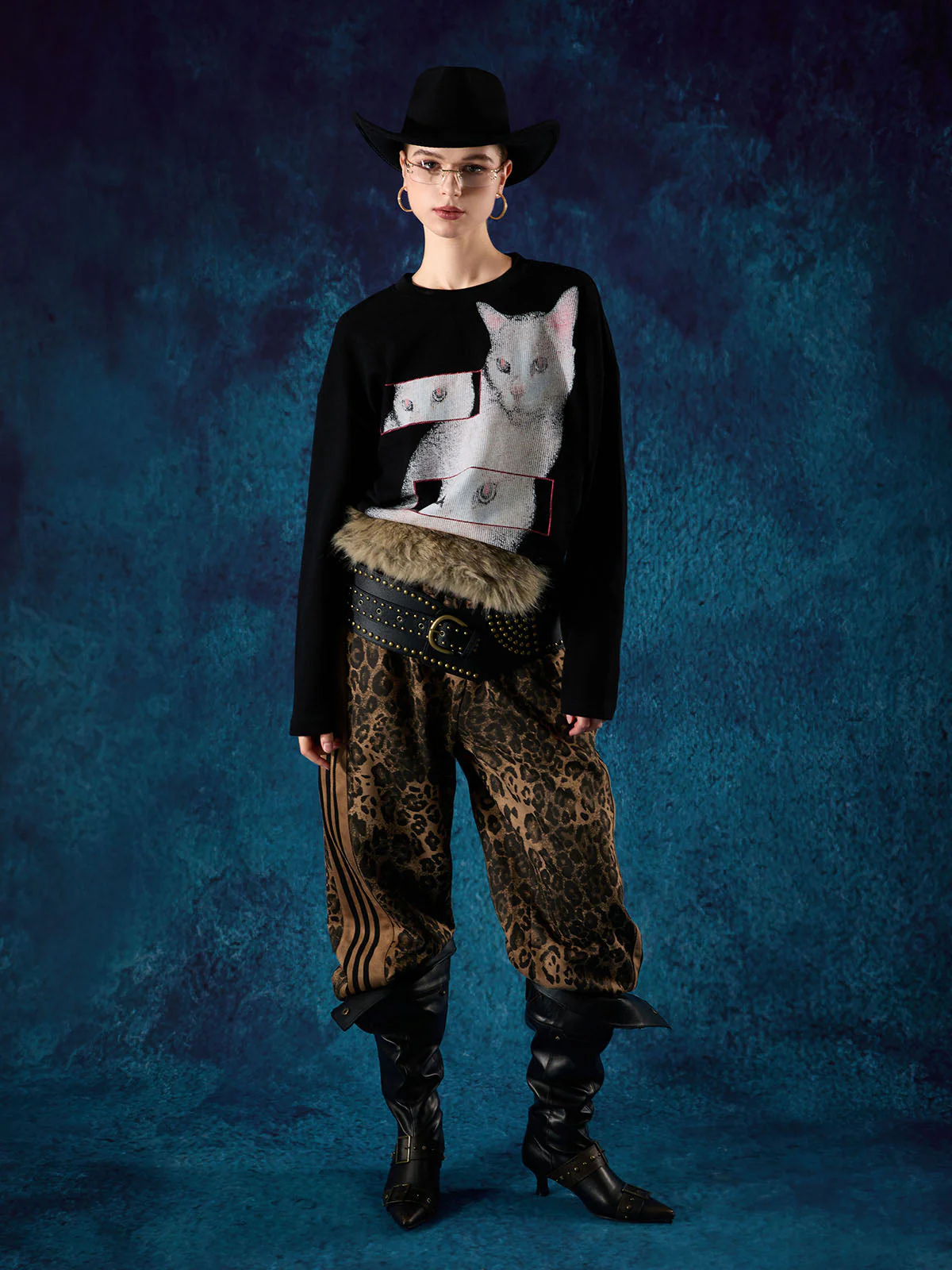 Cat Print Long-Sleeved T-Shirt - Image 7