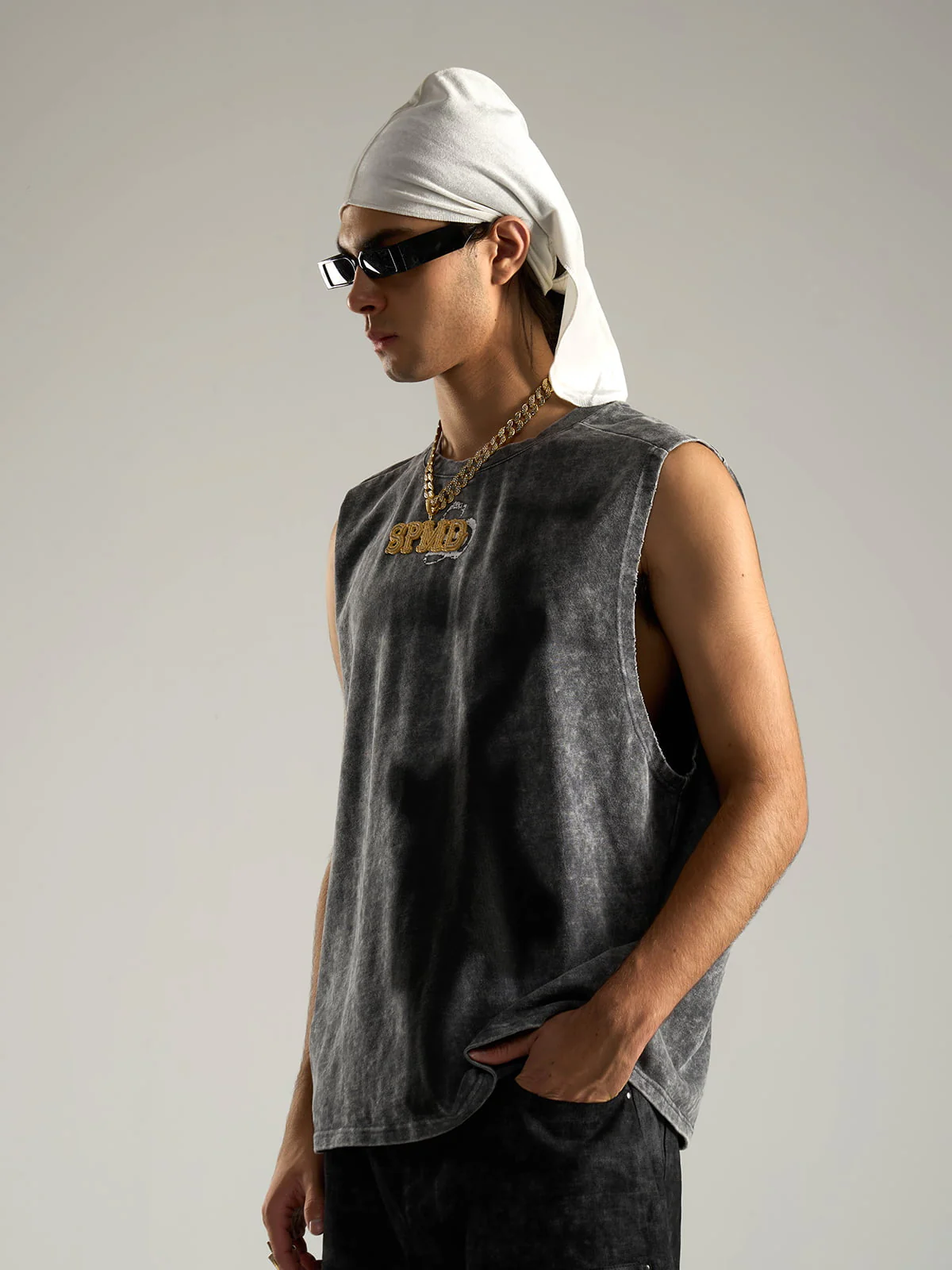 Cross-Print Distressed Washed Vest - Image 16