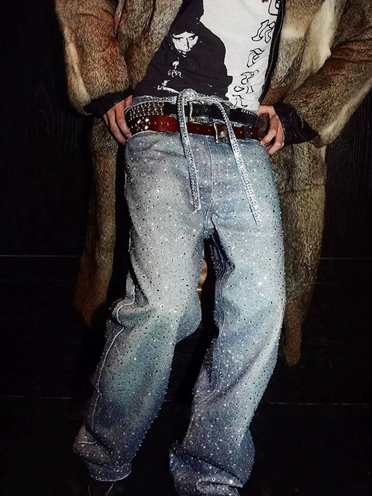 Denim Distressed Belt Diamond Decorated Jeans - Image 7