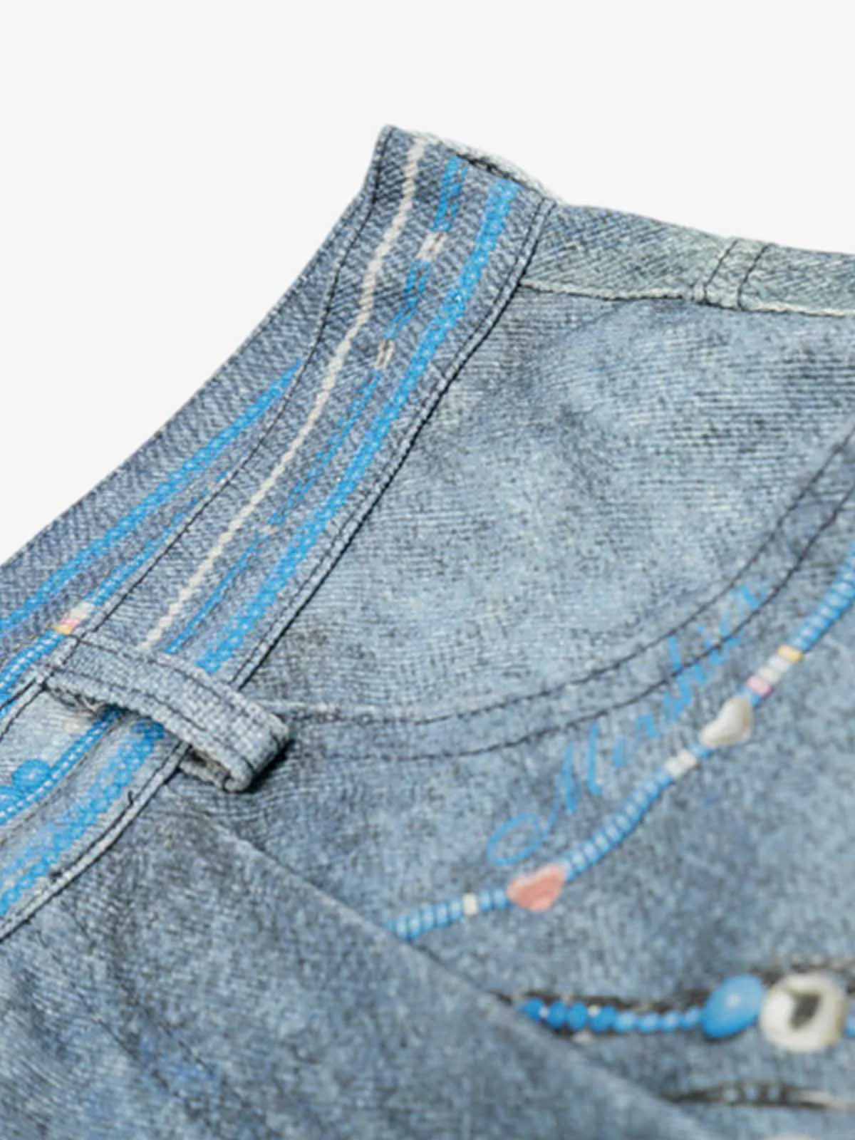 Distressed Dirty 3D Floral Denim Shorts - Image 3