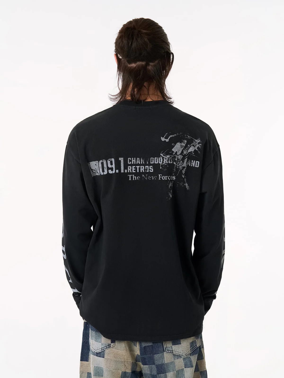 Distressed NO. 09 Long Sleeve T-Shirt - Image 4