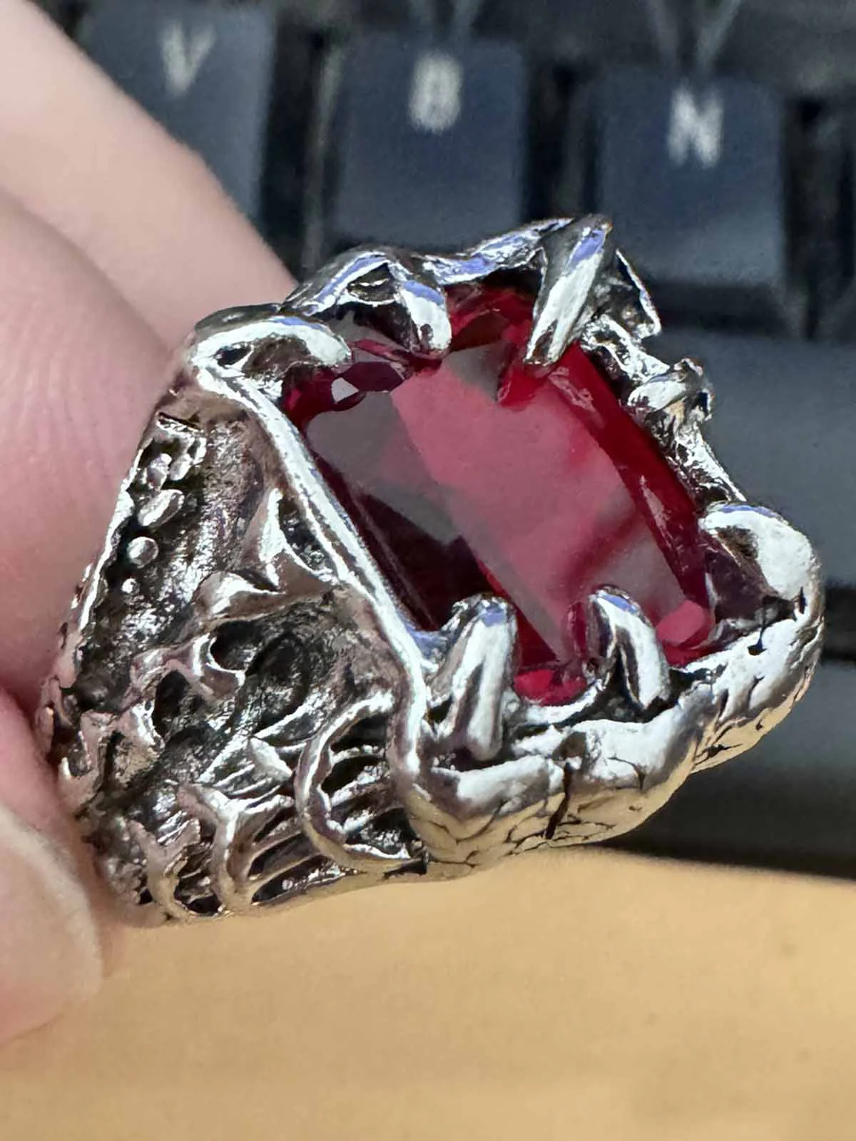 Gothic Claw Stone Open Ring - Image 7