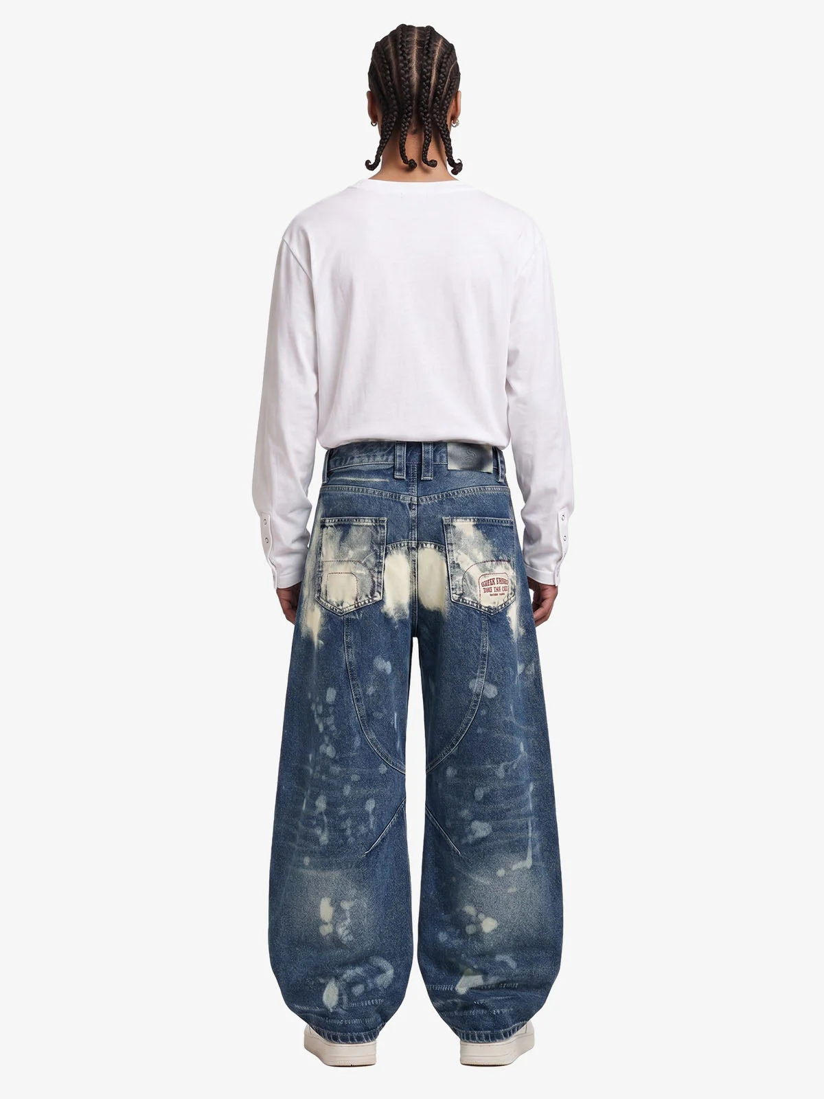 Multi-Eyelet Distressed Gradient Baggy Jeans - Image 5