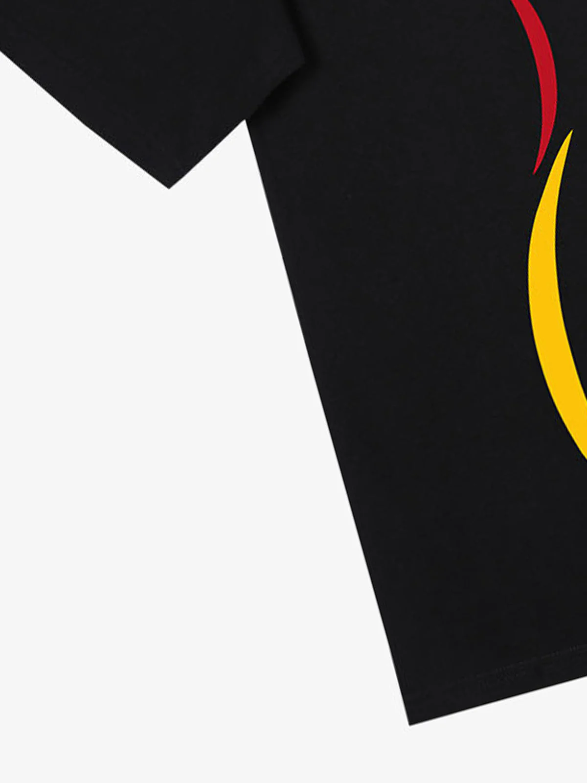 Retro 09 Graphic Crest Print T-Shirt - Image 8