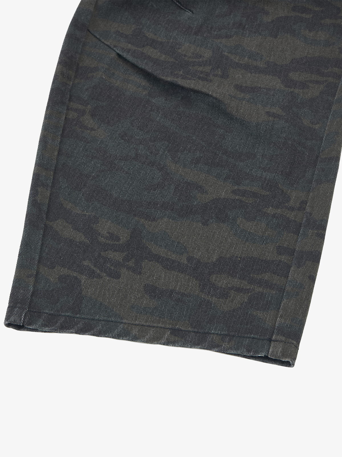 Retro Camo Multi-Pocket Cargo Barrel Pants - Image 6