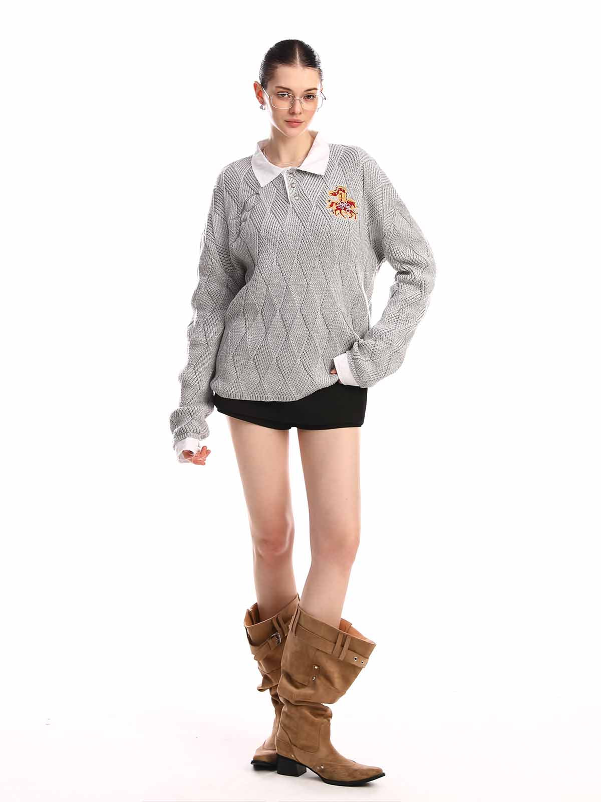 Retro Contrast Collar Embroidery Knit Sweater - Image 5