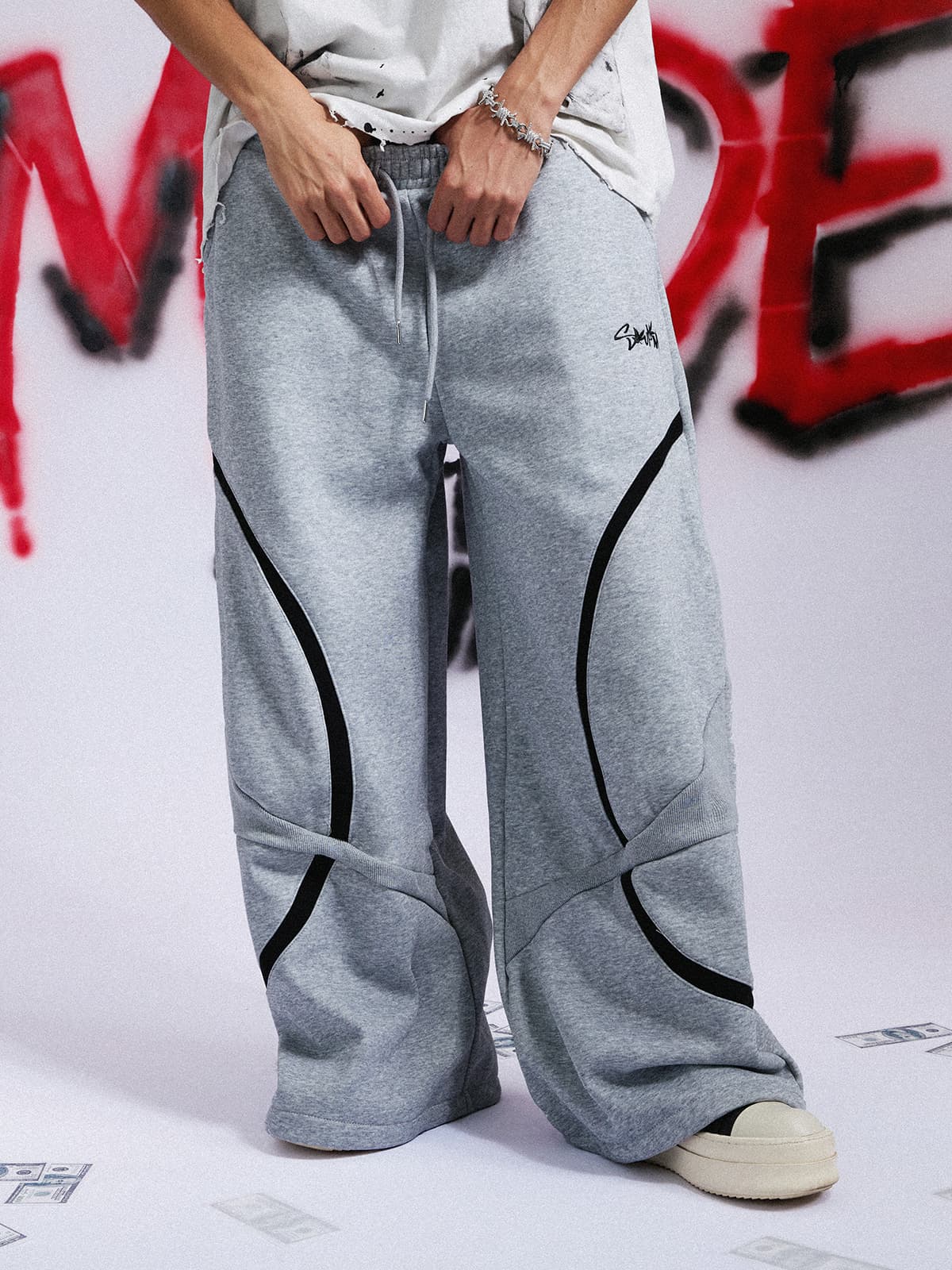 Retro Contrast Panel Drawstring Sweatpants - Image 3