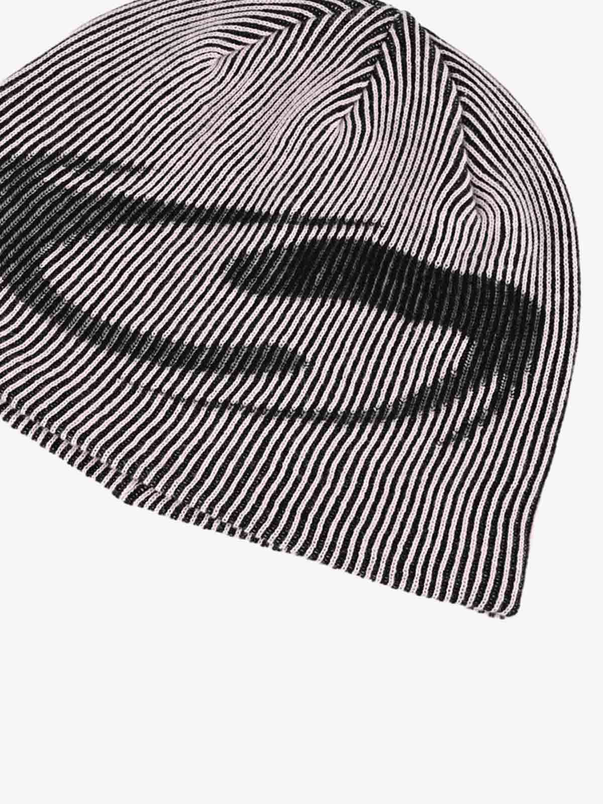 Retro High-Street Striped Graphic Knit Beanie - Image 3