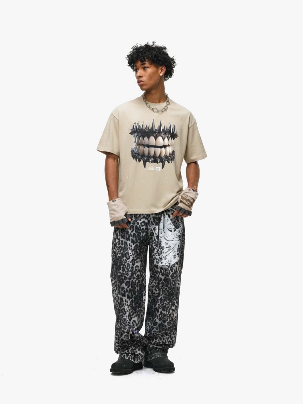 Spiked Teeth Graphic T-Shirt - Image 4