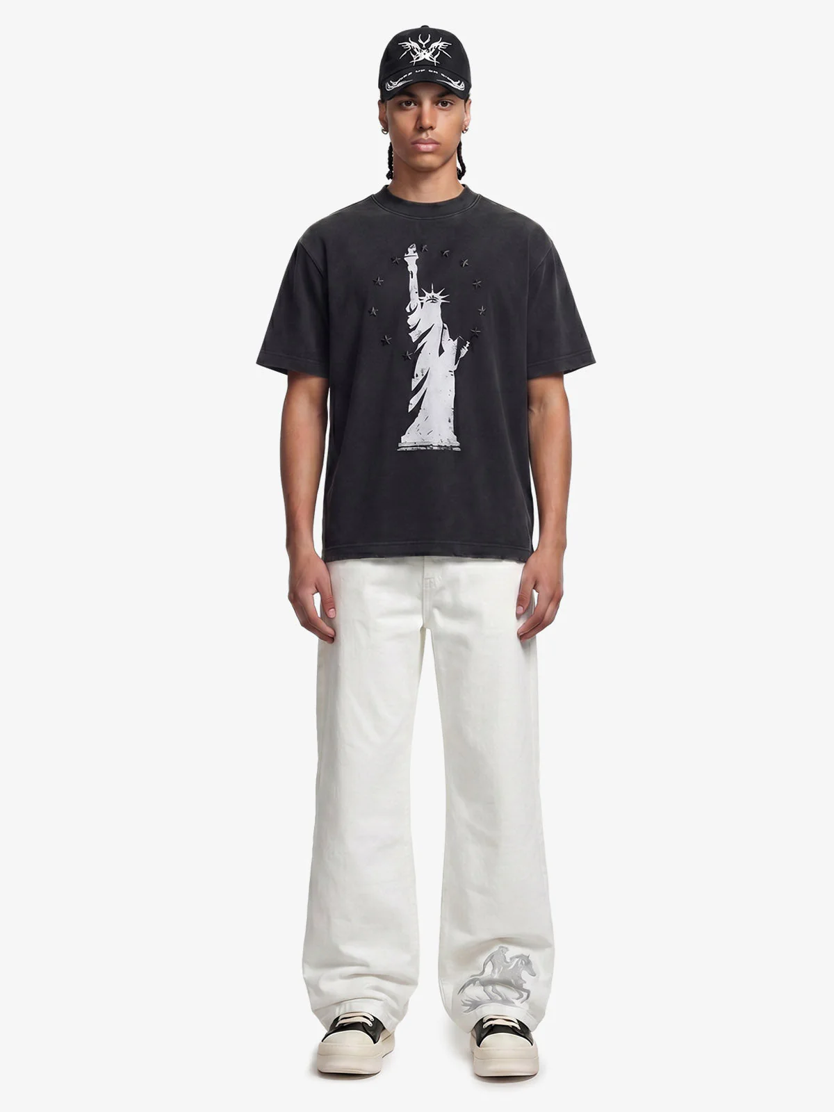 Statue of Liberty Print and Star Details T-Shirt - Image 4