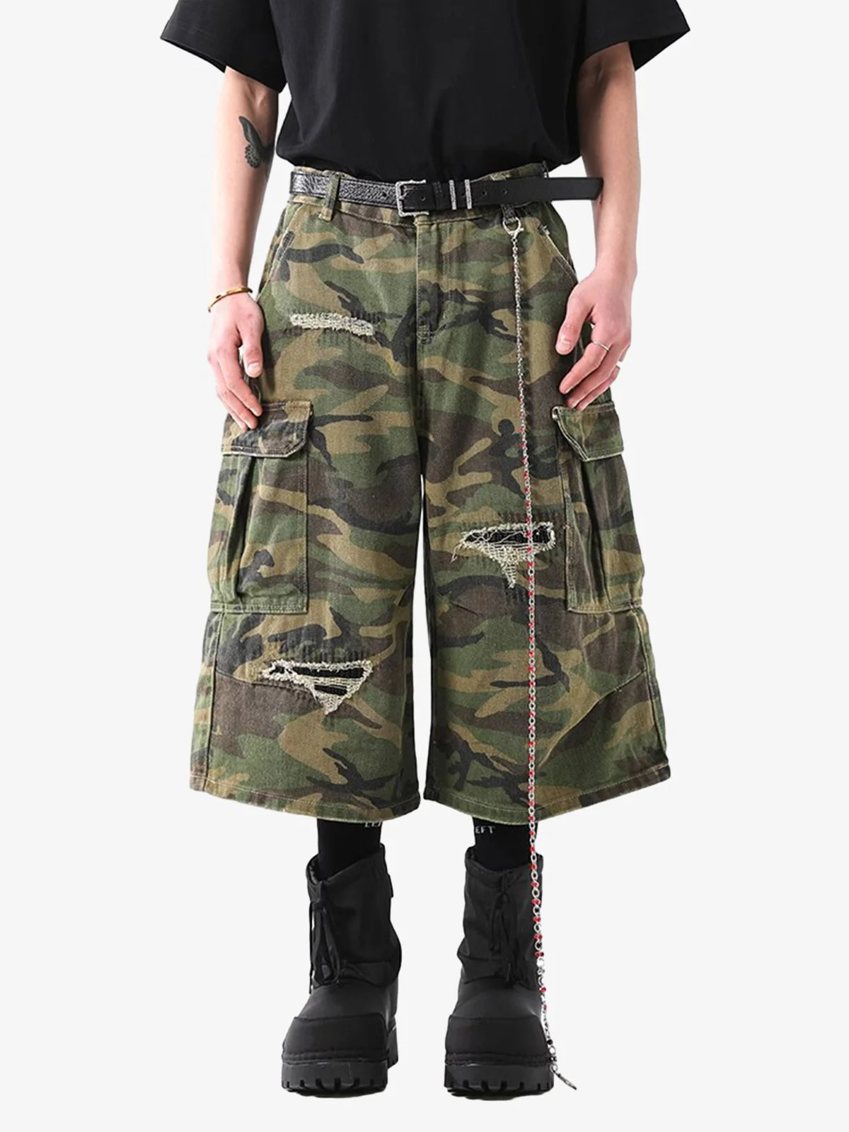 Retro Ripped Camouflage Cropped Jorts - 2387 - Image 3