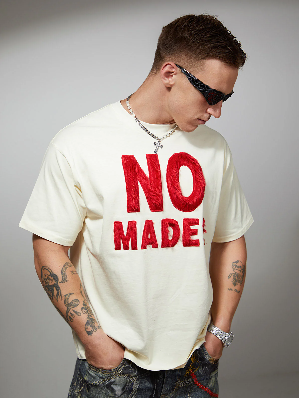 Heavy Retro Patch Embroidered T-shirt - 2398 - Image 6