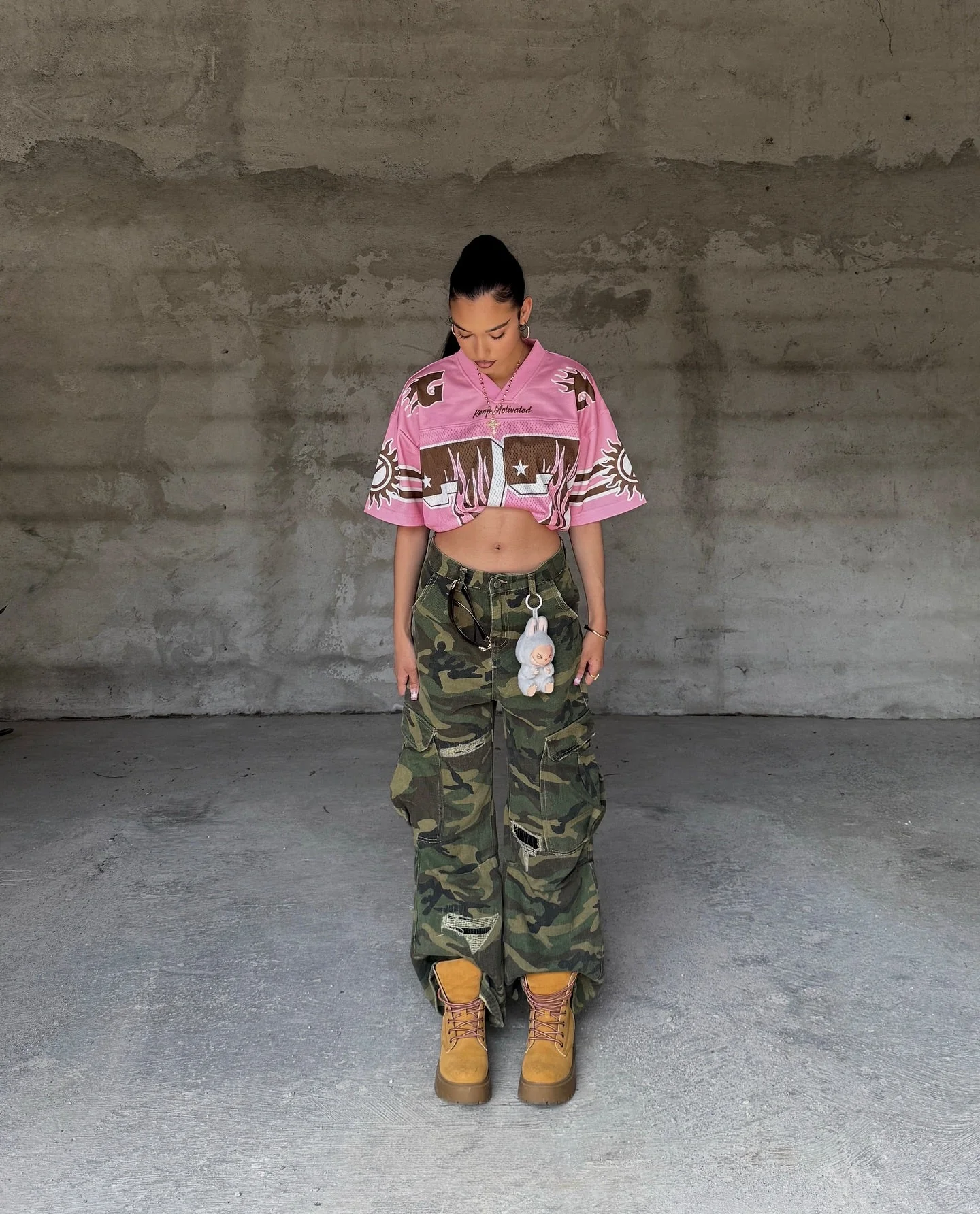 Woven Ripped Camouflage Cargo Baggy Pants - 2410 - Image 11