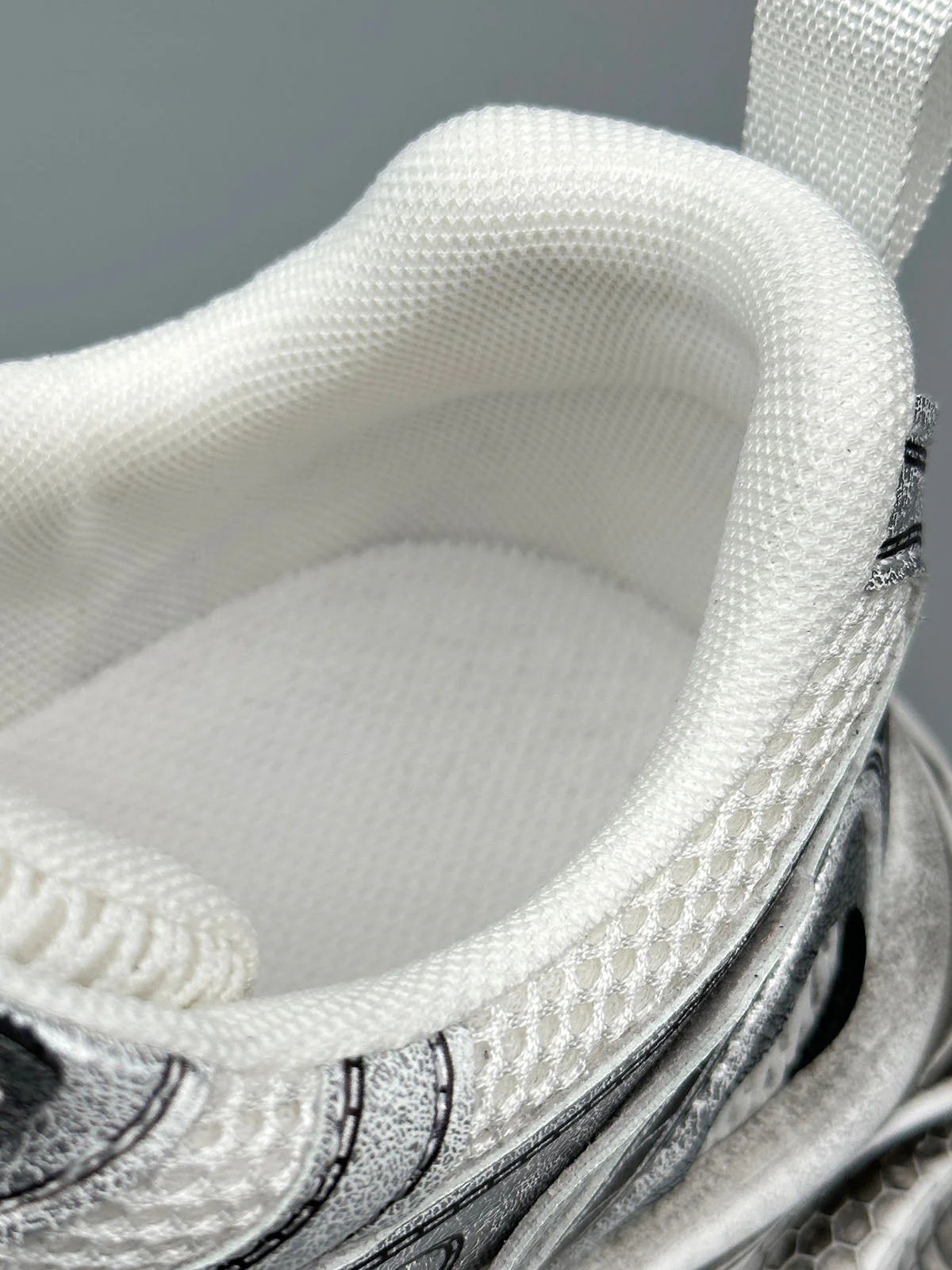 Chunky Sole Breathable Running Sneakers - Image 10