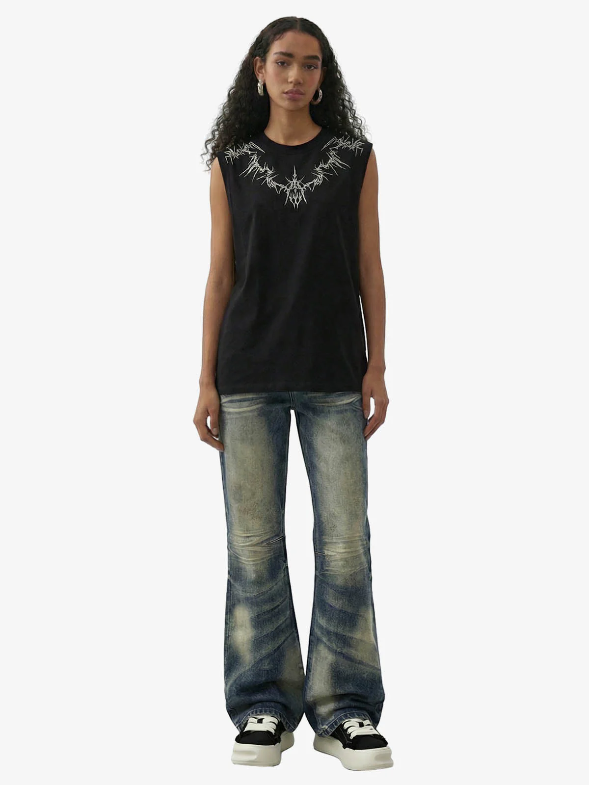 Suede Thorn Embroidered Vest - Image 4
