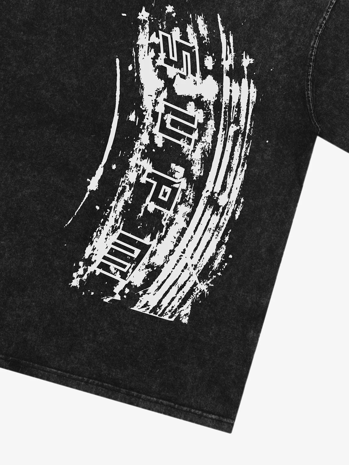 Tire Print Lettering T-Shirt - Image 4