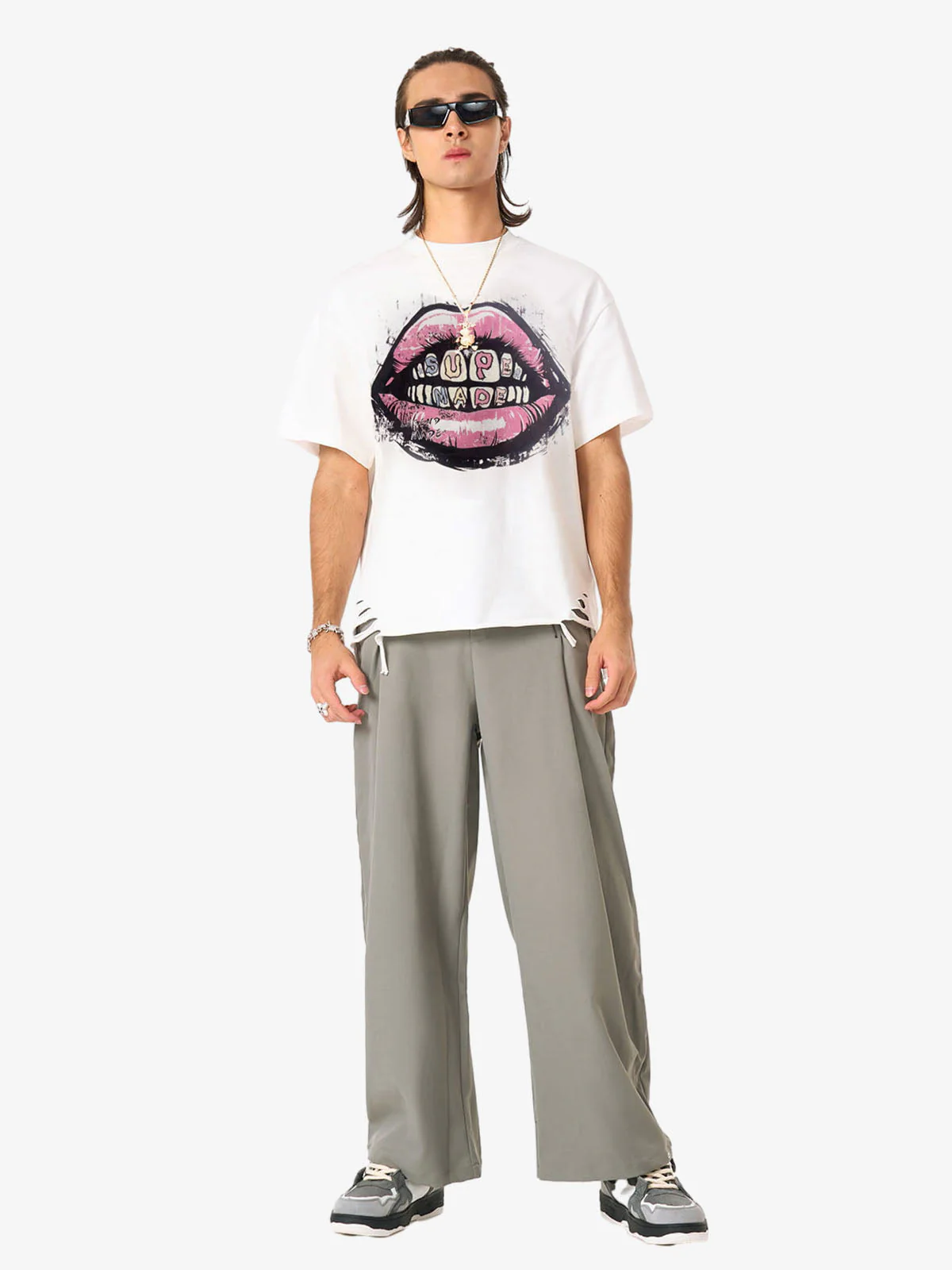 Retro Letter Lip Graphic T-Shirt - Image 5