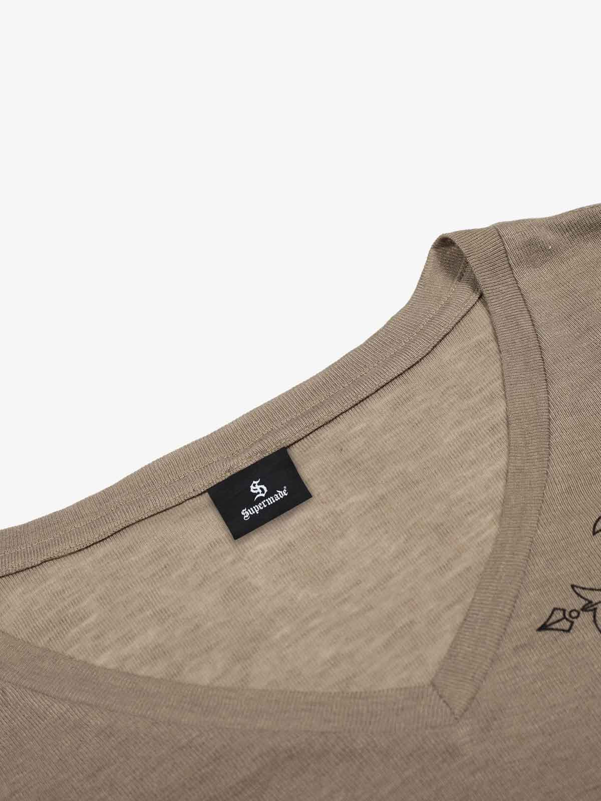 V Neck Cross Graphic Slim Fit T-Shirt - Image 10