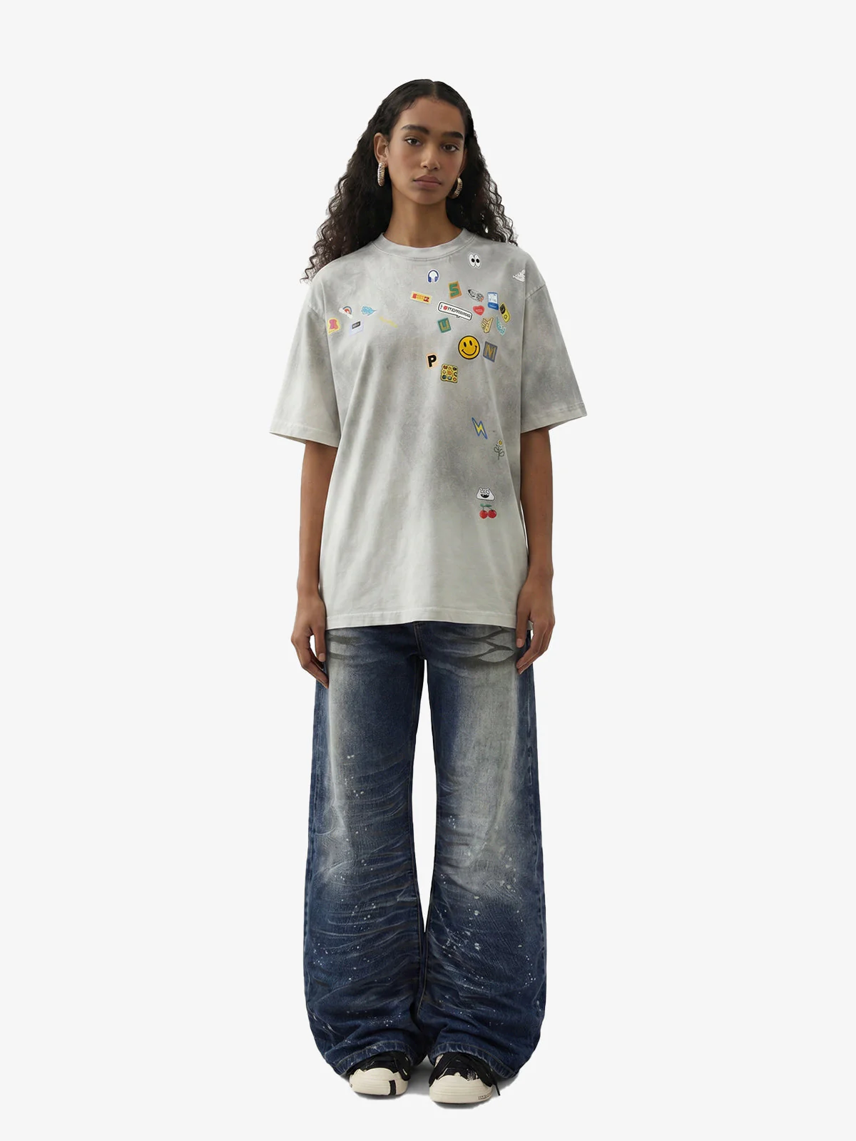 Vintage Gaming Sticker Style Motif Oversized T-Shirt - Image 4