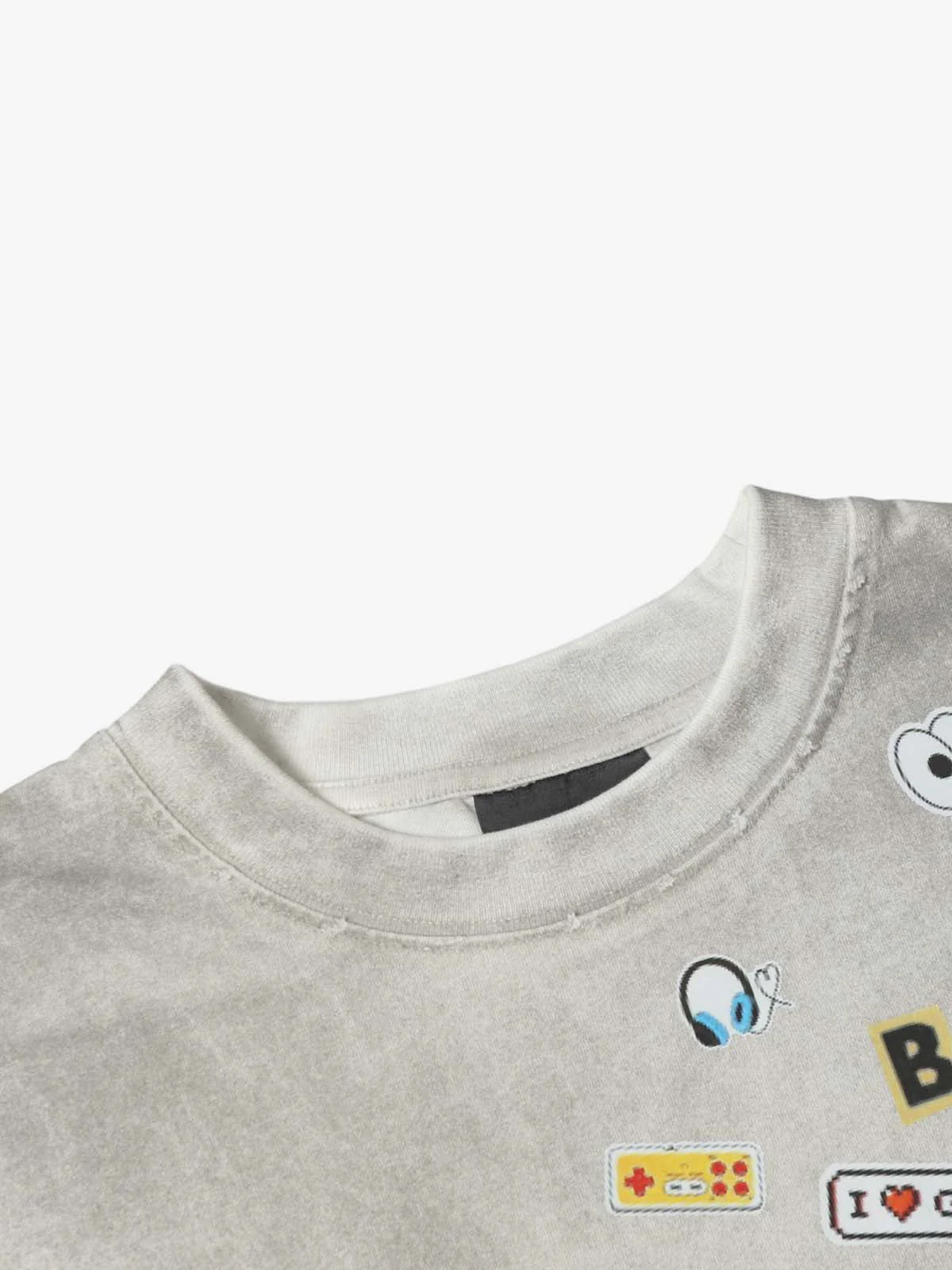 Vintage Gaming Sticker Style Motif Oversized T-Shirt - Image 8