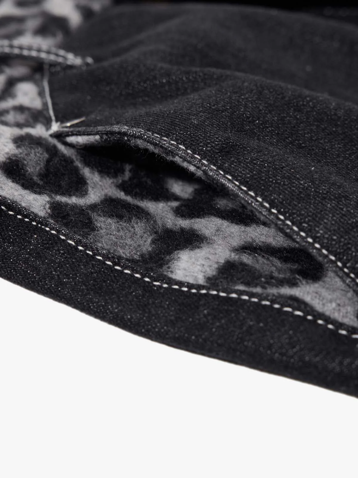 Vintage Leopard Print Waistband Patch Baggy Jeans - Image 9