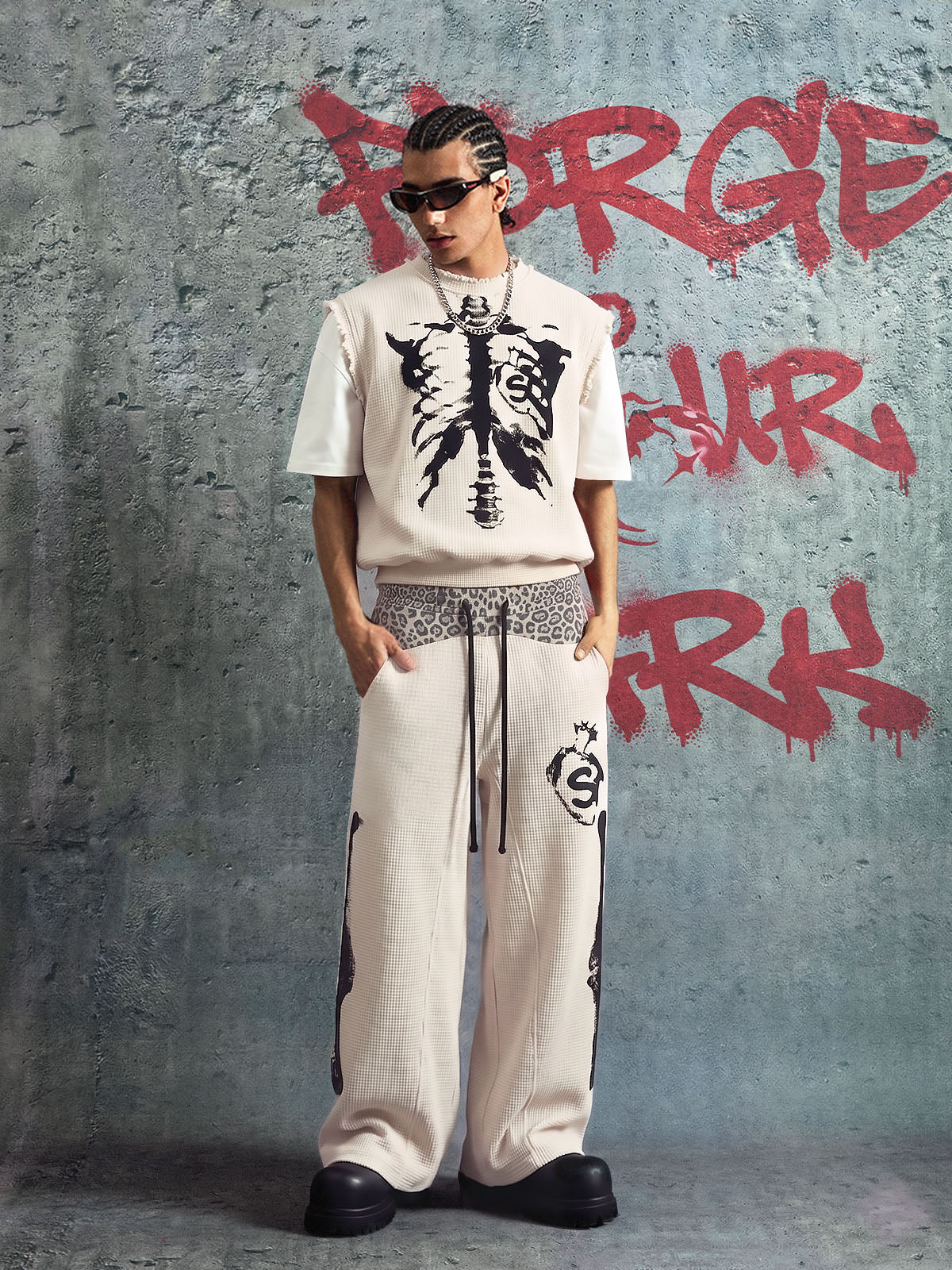Vintage Skeleton Graphic Waffle Knit Sleeveless Vest - Image 2